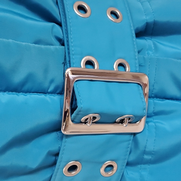 Bodycon Fox Fur Vest - Picture 3 of 7